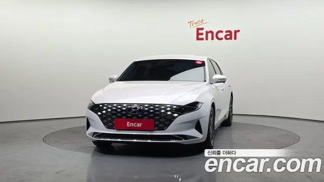 Hyundai Grandeur Новый Grandeur IG — Фото автомобиля 3