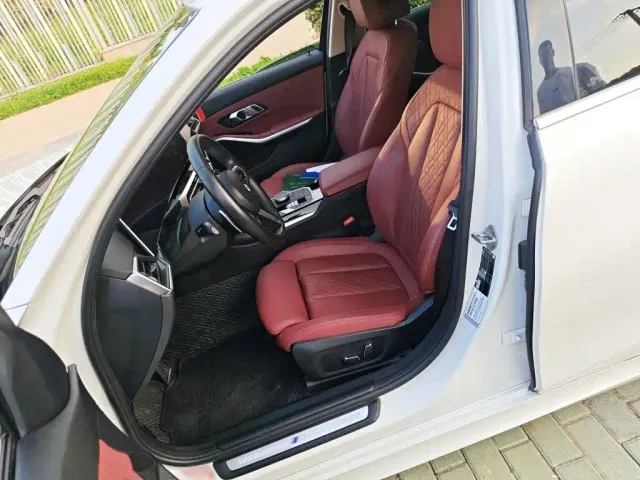 BMW 3 Series — Фото автомобиля 7