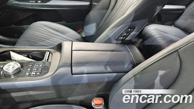 Kia K8 Signature — Фото автомобиля 30