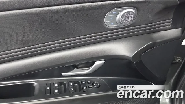 Hyundai Avante CN7 — Фото автомобиля 28