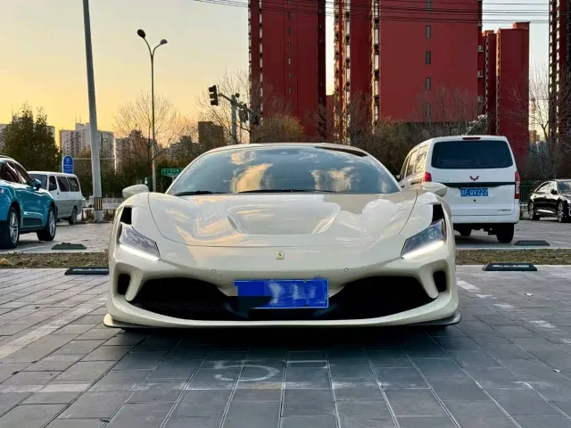 Ferrari F8 — Фото автомобиля 2