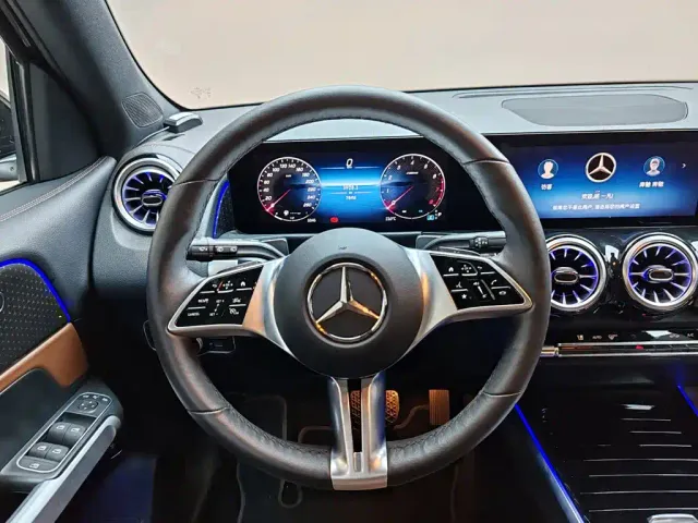 Mercedes-Benz GLB-Class — Фото автомобиля 10