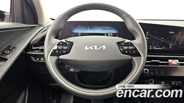 Kia Niro Niro (New) — Фото автомобиля 13