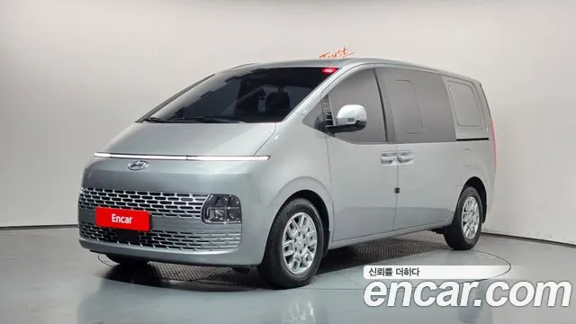 Фотография автомобиля — Hyundai Staria