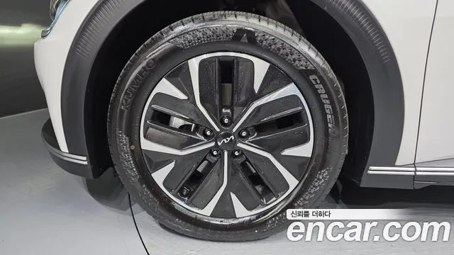 Kia EV6 — Фото автомобиля 5