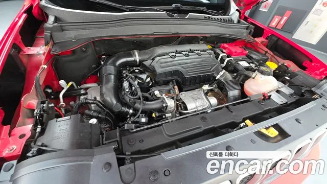 Jeep Renegade — Фото автомобиля 6