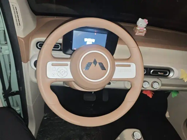 Wuling Hongguang Mini EV — Фото автомобиля 11