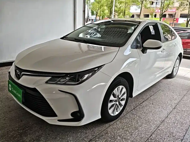 Фотография автомобиля — Toyota Corolla