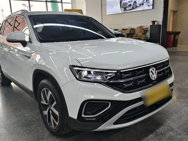 Volkswagen Tayron — Фото автомобиля 3