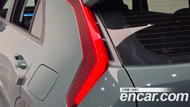 Kia Niro The All New Niro Signature — Фото автомобиля 23
