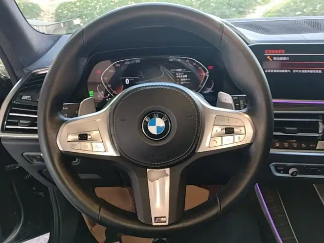 BMW X5 — Фото автомобиля 10