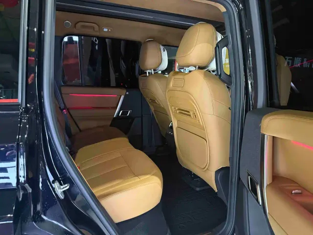 iCAR V27 — Фото автомобиля 11