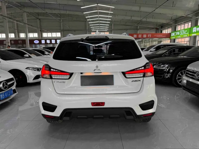 Mitsubishi ASX — Фото автомобиля 5