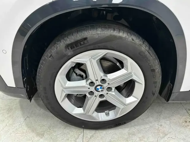 BMW X1 — Фото автомобиля 26