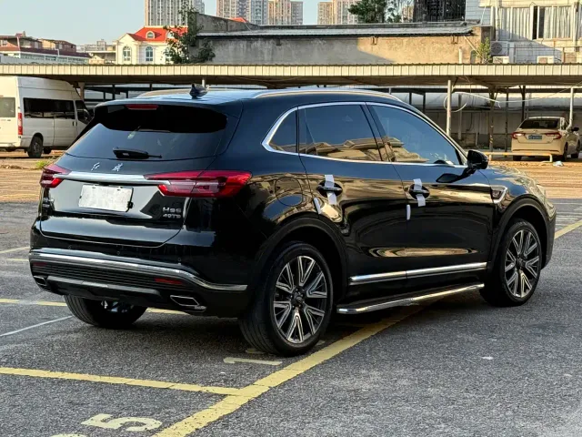 Hongqi HS5 — Фото автомобиля 7