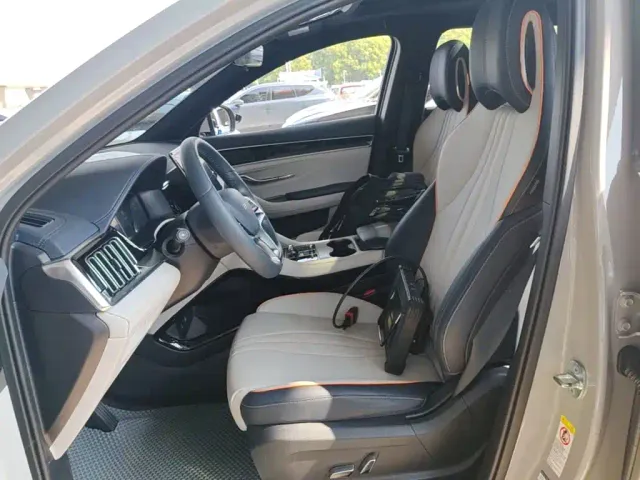 BYD Song PLUS — Фото автомобиля 14