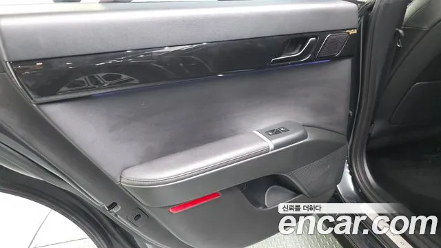 Hyundai Grandeur GN7 — Фото автомобиля 14