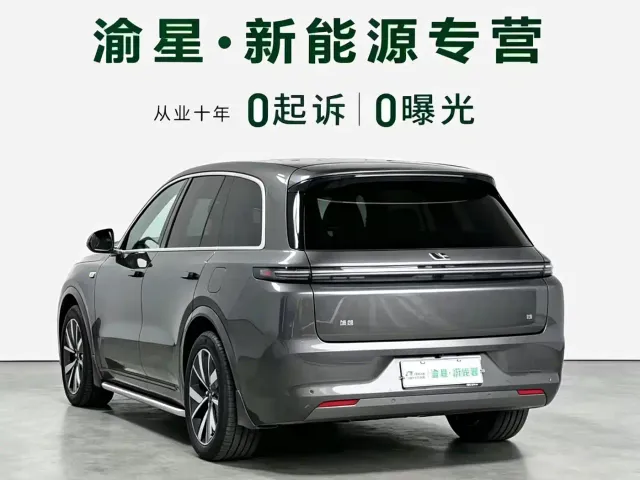 Li Auto L8 — Фото автомобиля 8