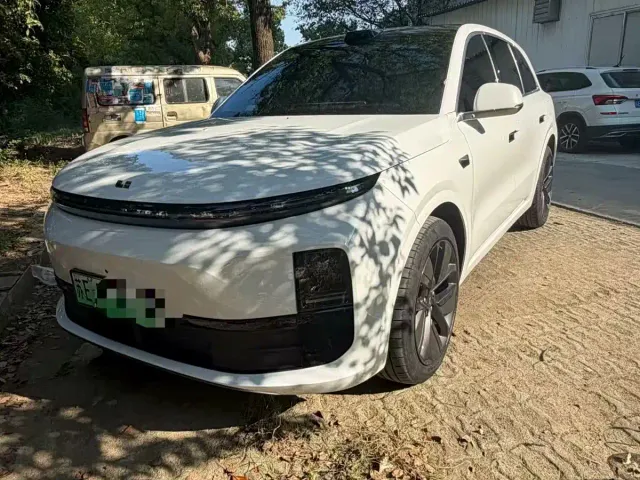 Li Auto L6 — Фото автомобиля 2