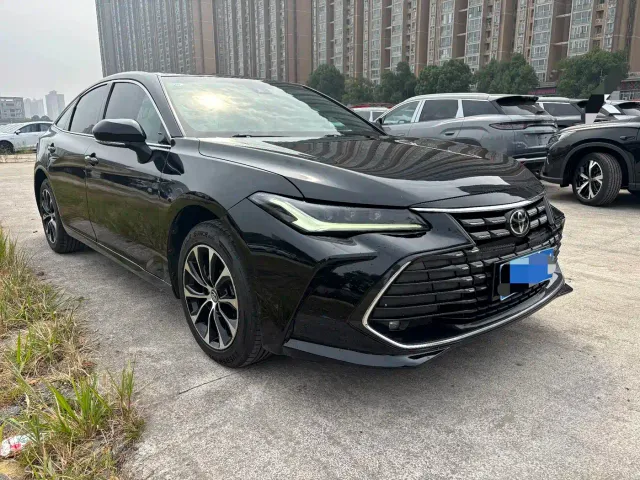 Toyota Avalon — Фото автомобиля 3