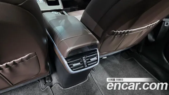 Hyundai Grandeur Новый Grandeur IG — Фото автомобиля 28