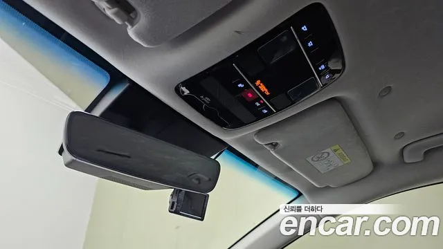 Hyundai Grandeur Grandeur (GN7) 3.5 Бензин 4WD — Фото автомобиля 14