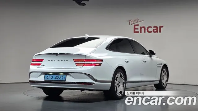 Genesis G80 RG3 — Фото автомобиля 2