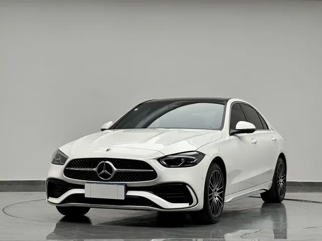 Фотография автомобиля — Mercedes-Benz C-Class