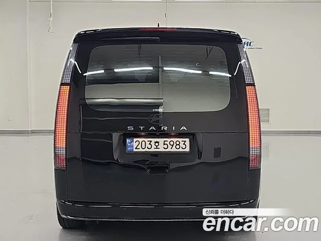 Hyundai Staria — Фото автомобиля 3