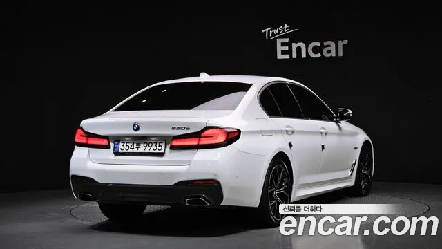 BMW 5-Series 5 серия (G30) — Фото автомобиля 2
