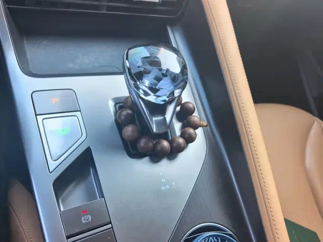 Roewe RX5 — Фото автомобиля 6