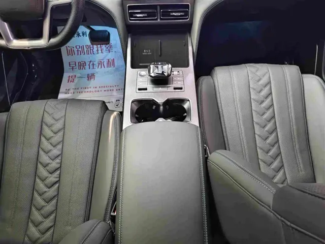 BYD Song L DM-i — Фото автомобиля 14