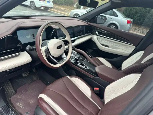 Geely Xingyue L — Фото автомобиля 4