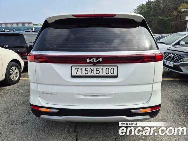 Kia Canival Carnival 4 поколение Дизель 11 мест Prestige — Фото автомобиля 5