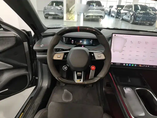 Xiaomi SU7 Ultra — Фото автомобиля 10