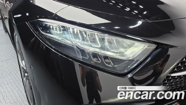 Mercedes-Benz CLS-Class — Фото автомобиля 22
