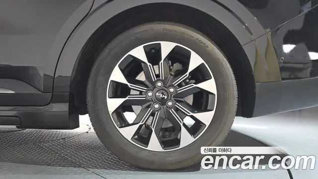 Kia Canival Carnival 4 поколение Бензин 7 мест Signature — Фото автомобиля 14