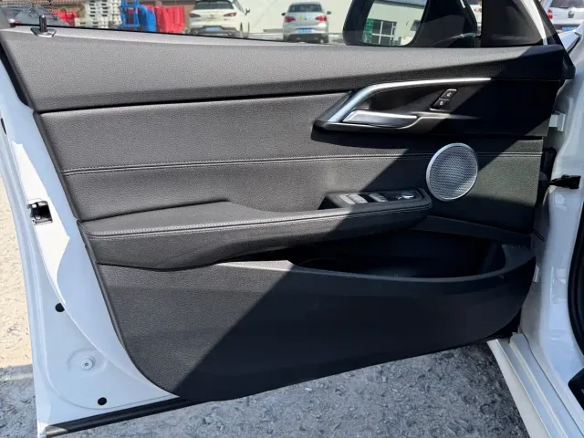 BMW 1 Series — Фото автомобиля 6
