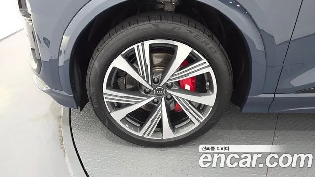 Audi SQ6 e-tron — Фото автомобиля 5