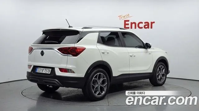 KGM Korando — Фото автомобиля 2
