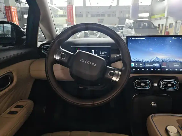 GAC Aion UT — Фото автомобиля 6