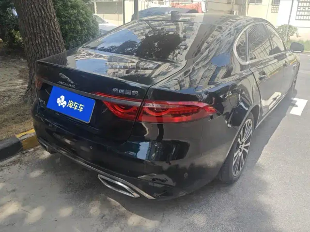 Jaguar XFL — Фото автомобиля 3