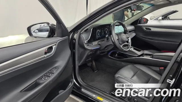 Hyundai Grandeur New — Фото автомобиля 10
