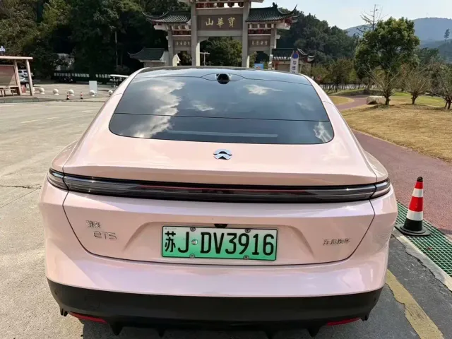 Nio ET5 — Фото автомобиля 5