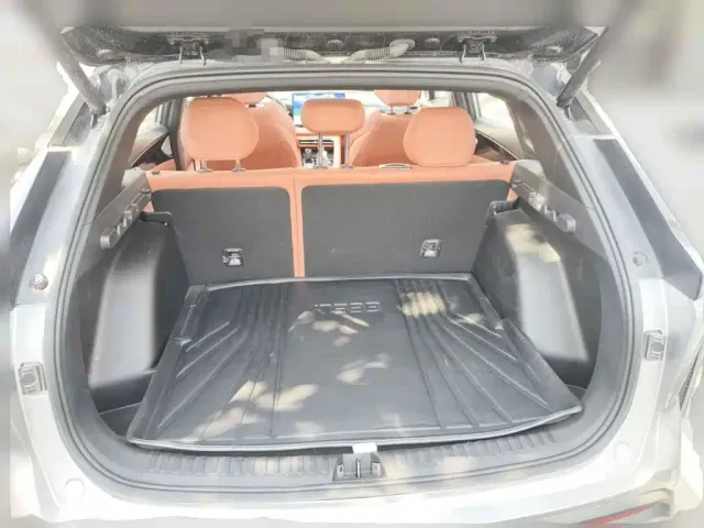 Geely Boyue — Фото автомобиля 5