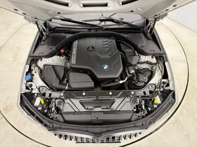 BMW 3 Series — Фото автомобиля 8