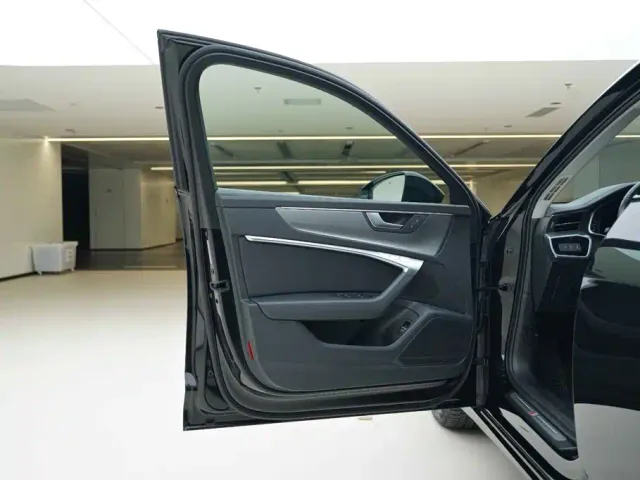 Audi Audi A6 (Import) 2023 Avant Pioneer 45 TFSI Premium Dynamic — Фото автомобиля 15