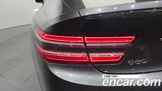 Genesis G80 Бензин 2.5 турбо AWD — Фото автомобиля 19