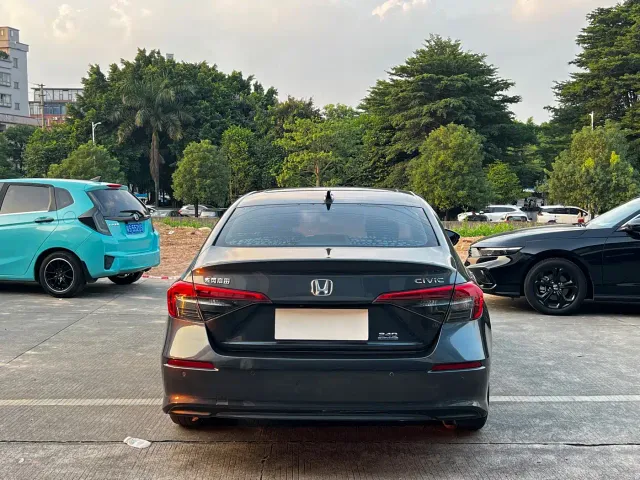Honda Civic — Фото автомобиля 8
