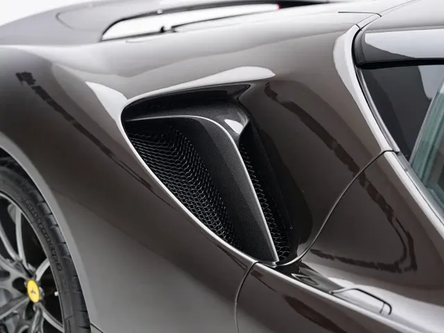 Ferrari SF90 — Фото автомобиля 7